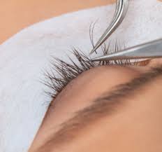 Lash Extensions Glue Patch Test