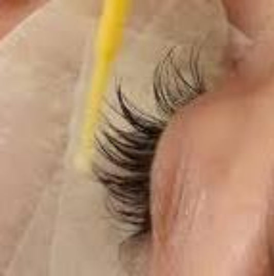 Lash Extension Removal